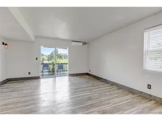 Photo #4: 4394309 Listing