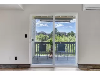 Photo #5: 4394309 Listing