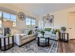 Photo #2: 4395306 Listing 