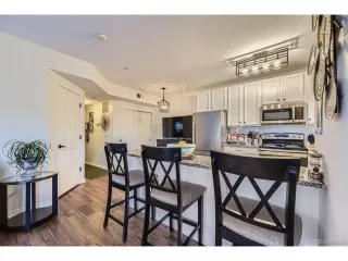 Photo #5: 4395306 Listing 