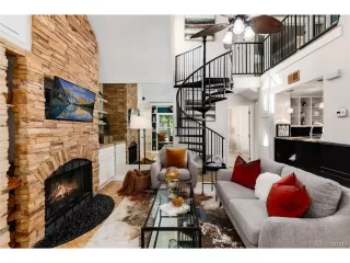 Photo #6: 4395359 Listing 