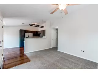 Photo #5: 4395965 Listing