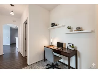 Photo #4: 4396307 Listing