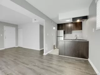 Photo #3: 4397395 Listing 