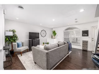 Photo #6: 4400102 Listing 