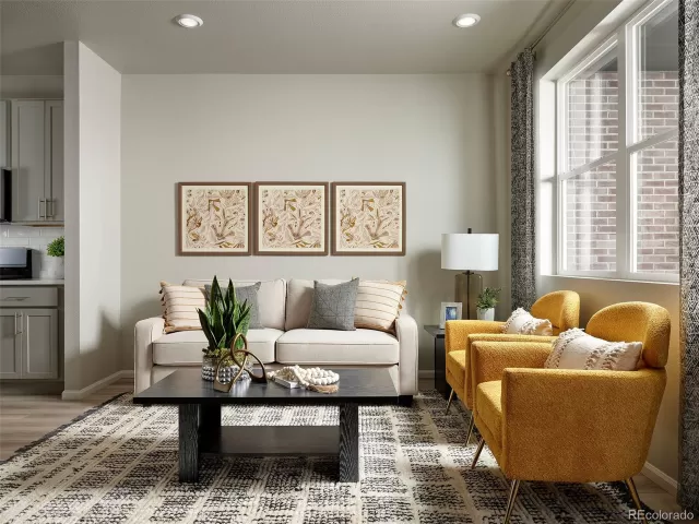 MLS: 4400531 Condo For Sale