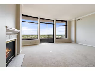 Photo #4: 4402227 Listing 