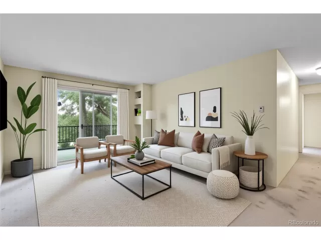 MLS: 4402649 Condo For Sale