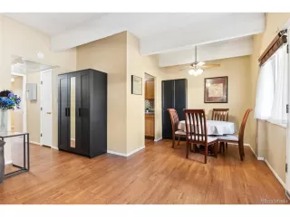 Photo #6: 4403251 Listing