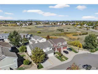 Photo #5: 4404189 Listing 