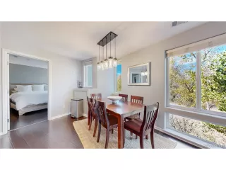 Photo #2: 4404587 Listing