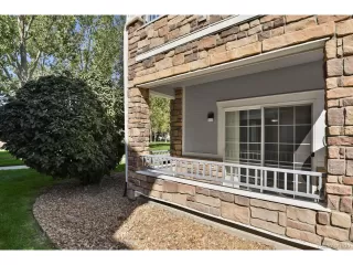 Photo #2: 4405530 Listing