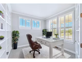 Photo #5: 4406266 Listing