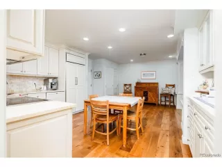 Photo #4: 4408696 Listing 