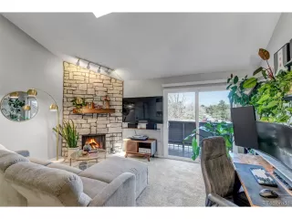 Photo #3: 4408780 Listing 