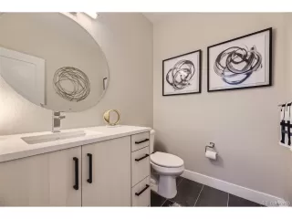 Photo #6: 4412776 Listing