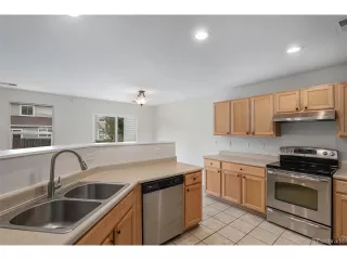 Photo #3: 4412858 Listing