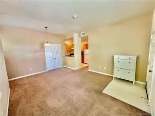 Photo #3: 4413358 Listing 