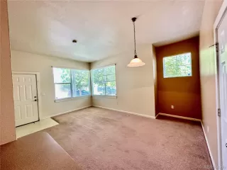 Photo #4: 4413358 Listing 