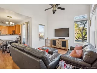 Photo #3: 4413612 Listing 