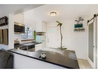 Photo #5: 4414917 Listing 