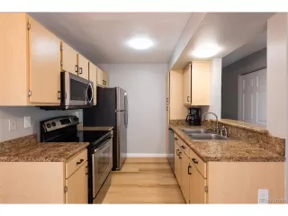 Photo #2: 4414989 Listing