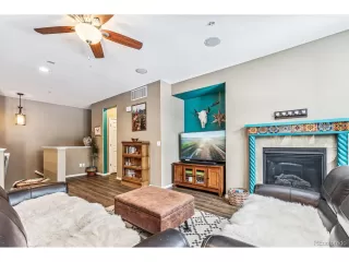 Photo #5: 4415742 Listing 