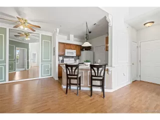 Photo #4: 4415913 Listing