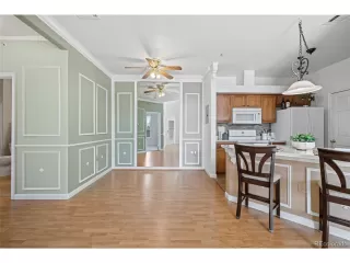 Photo #5: 4415913 Listing