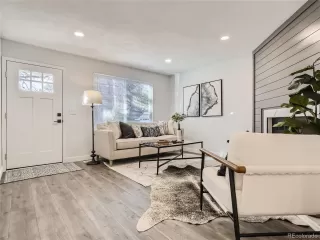 Photo #4: 4416297 Listing