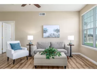 Photo #2: 4417623 Listing 