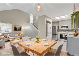 Photo #5: 4418567 Listing