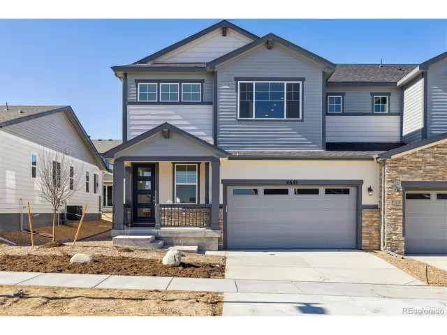 MLS: 4418662 Condo For Sale