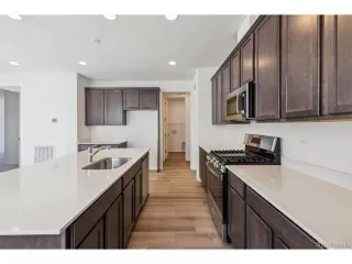 Photo #6: 4418662 Listing 