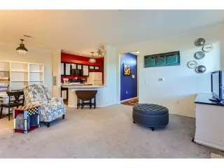 Photo #3: 4422875 Listing 