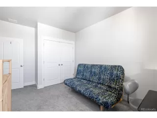 Photo #6: 4424074 Listing