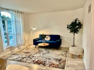 Photo #4: 4424320 Listing 