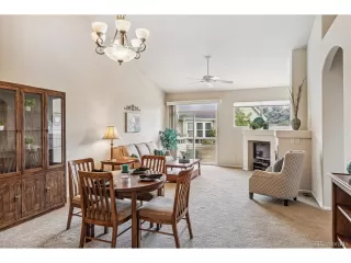 Photo #2: 4425854 Listing