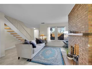 Photo #3: 4426997 Listing