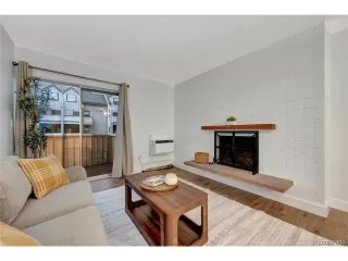 Photo #4: 4428839 Listing 