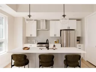 Photo #6: 4428981 Listing 