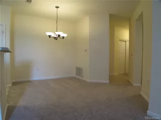 Photo #4: 4429045 Listing 