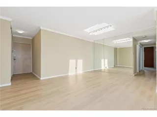 Photo #6: 4429913 Listing