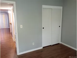 Photo #2: 4431351 Listing