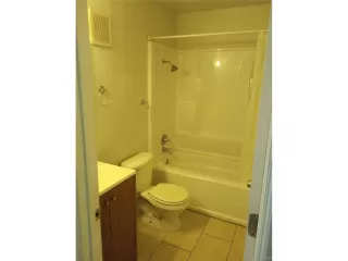 Photo #6: 4431351 Listing