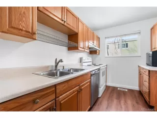 Photo #2: 4431461 Listing