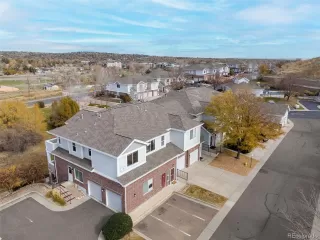 Photo #2: 4432484 Listing