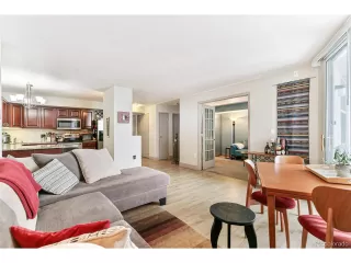 Photo #6: 4432543 Listing