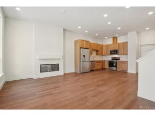 Photo #3: 4433129 Listing 