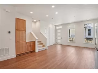 Photo #5: 4433129 Listing 